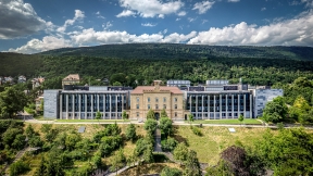 Photo of the Faculty of Science building, University of Neuchâtel.