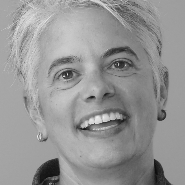 Portrait photo of Simone Zemp